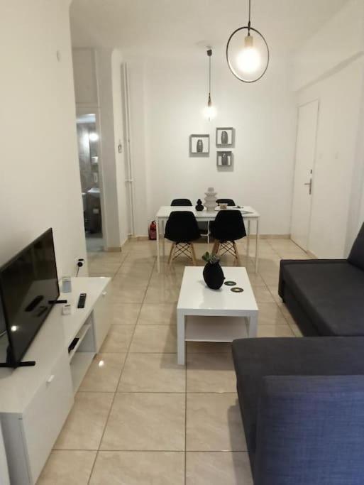 Pagrati Apartment Διαμέρισμα Παγκράτι 아테네 외부 사진
