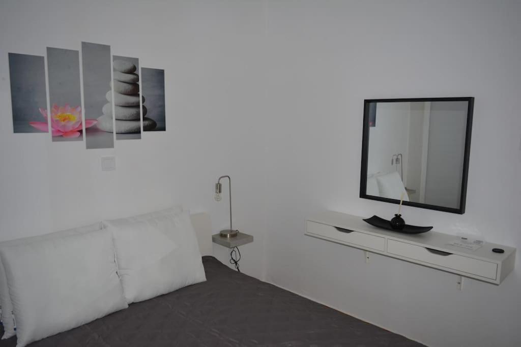 Pagrati Apartment Διαμέρισμα Παγκράτι 아테네 외부 사진