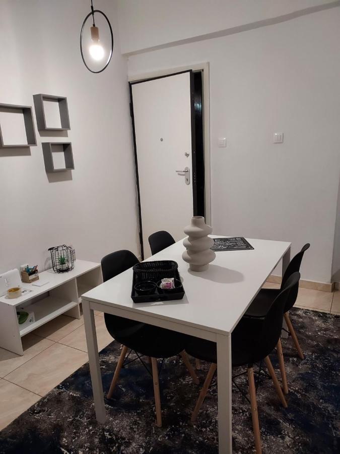 Pagrati Apartment Διαμέρισμα Παγκράτι 아테네 외부 사진