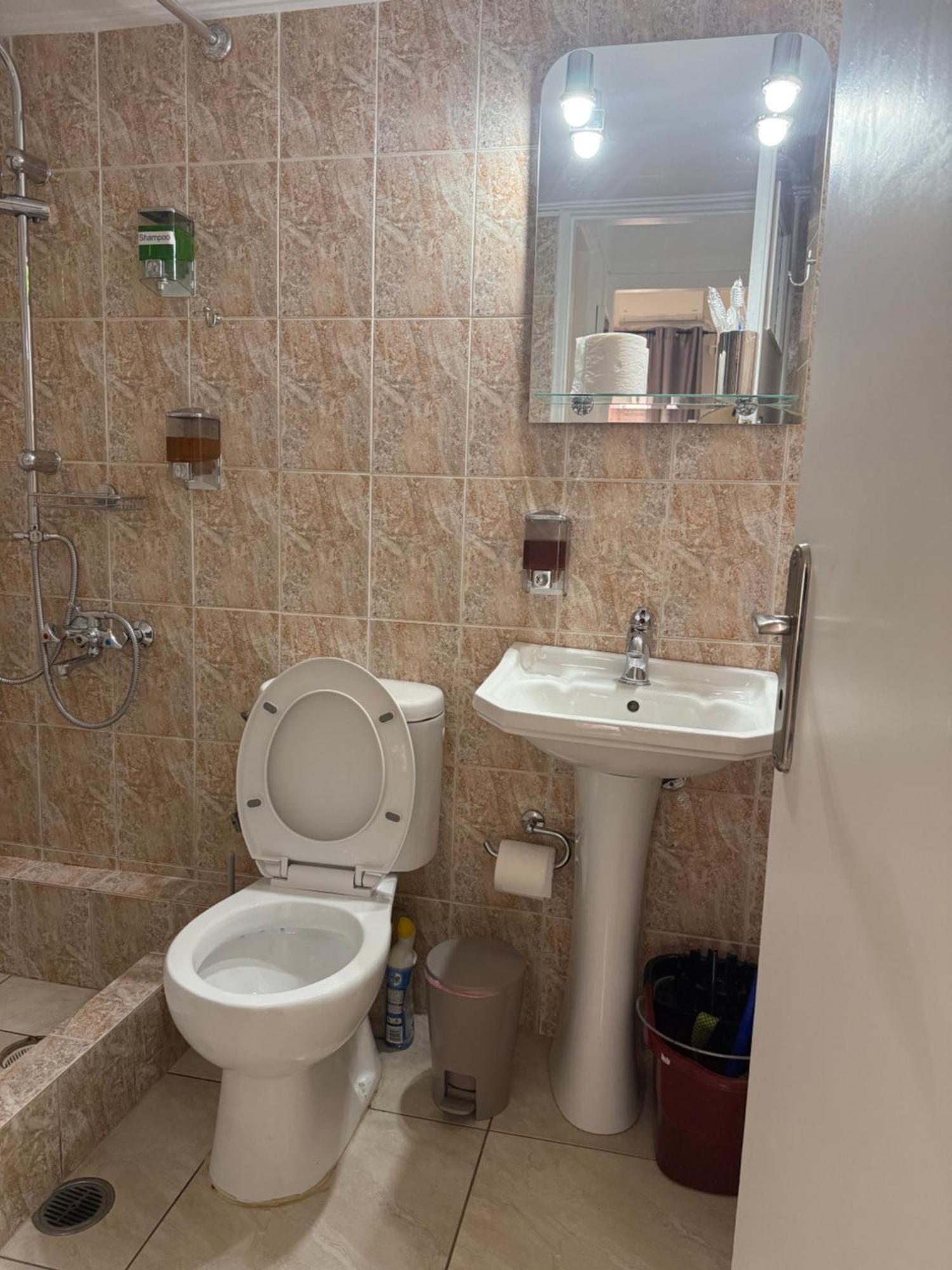 Pagrati Apartment Διαμέρισμα Παγκράτι 아테네 외부 사진