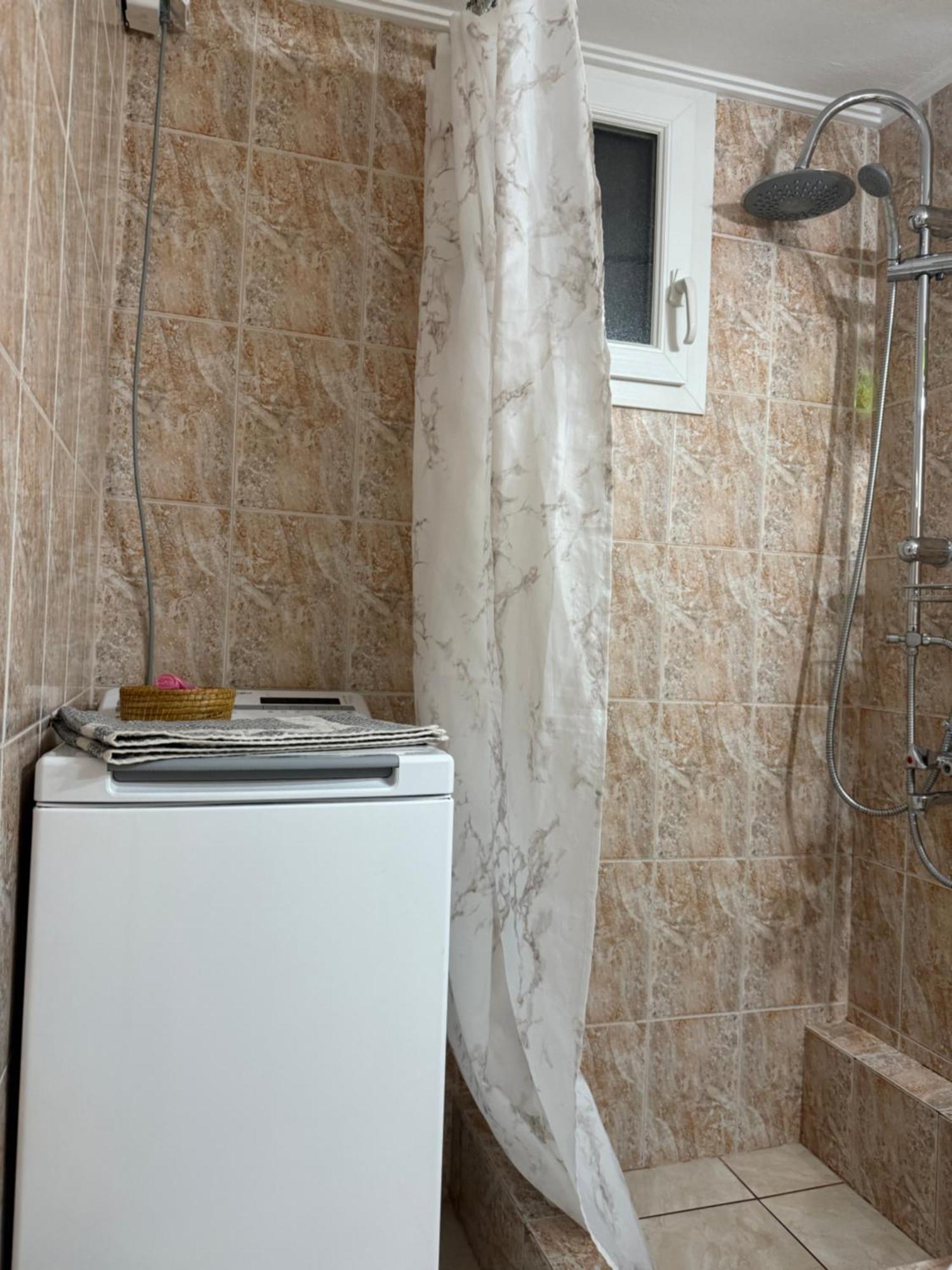 Pagrati Apartment Διαμέρισμα Παγκράτι 아테네 외부 사진